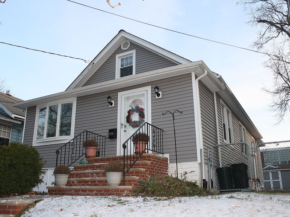 1st image of 146 W Lincoln Ave