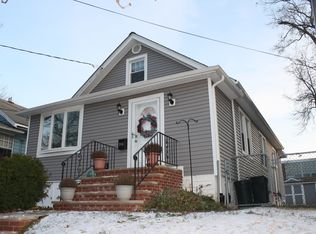 146 W Lincoln Ave, Roselle Park, NJ 07204