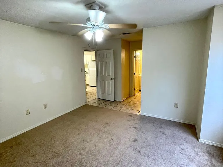 2705 Amanda Dr #A-D — Photo 19