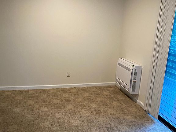 4th image of 17280 Summit Ave