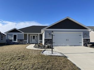 2134 Rittenhouse Pl, Huntertown, IN 46748