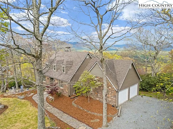 211 Saddle Crest Road, Blowing Rock, NC 28605