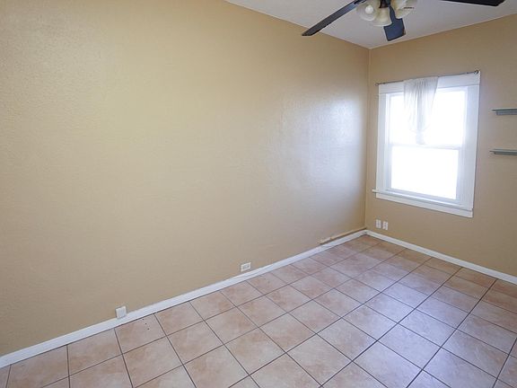 3rd image of 2886 Mission Blvd #A