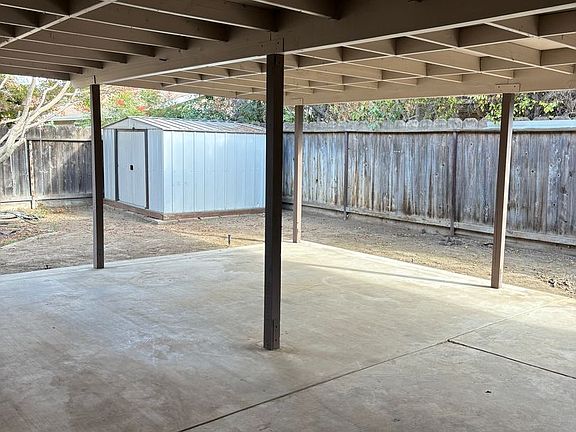 5th image of 4700 W Tulare Ave