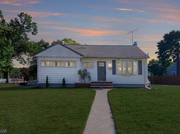 54 Pequannock Ave, Pompton Lakes Boro, NJ 07442