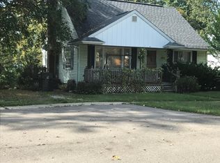 934 Hadden Ave, Howell, MI 48843