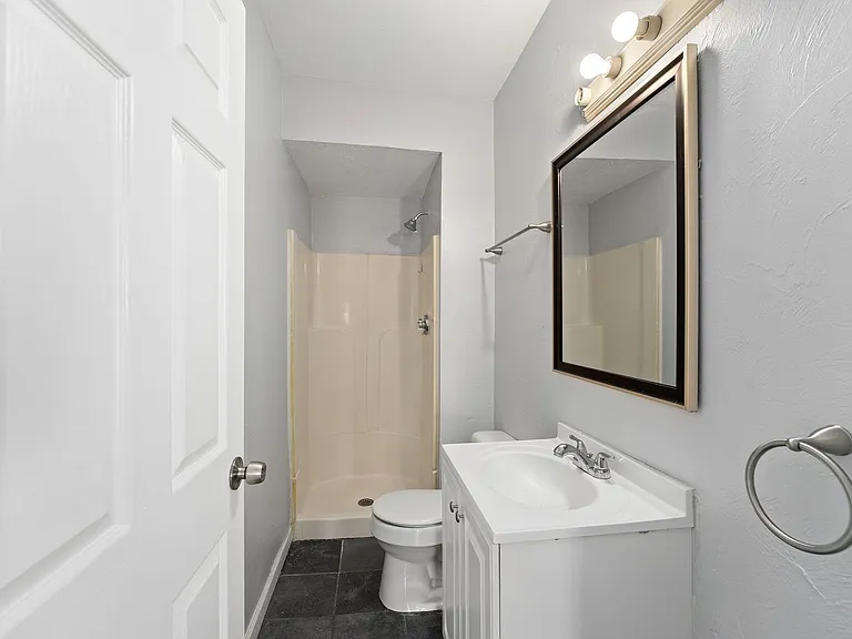 132-134 DePasquale Avenue — Photo 15