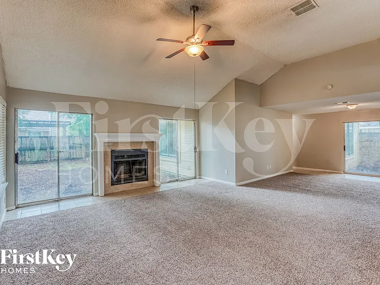 12838 Ashford Meadow Dr — Photo 2