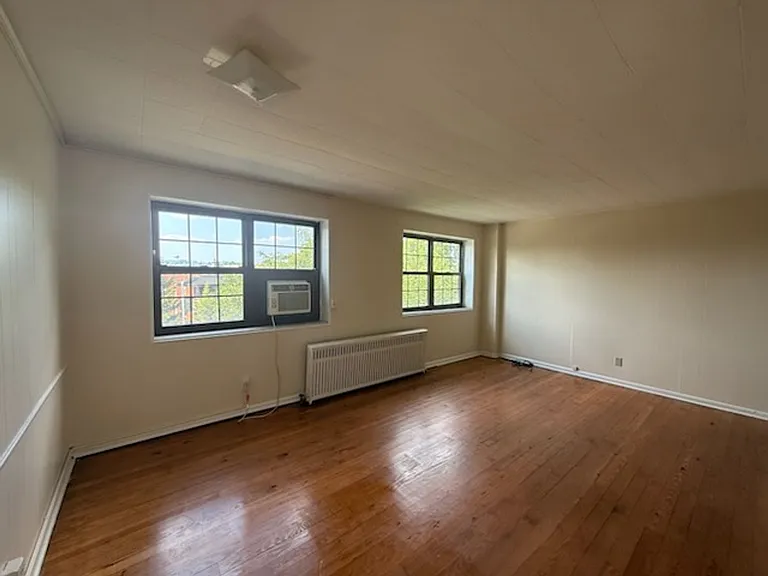 5424 Fifth Ave — Photo 150