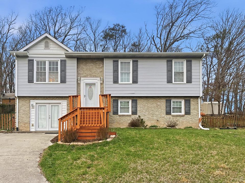 1st image of 385 Tanglewood Dr