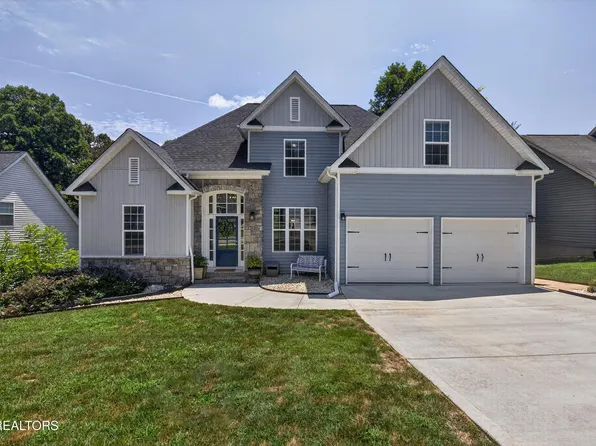 1084 Hillside Ln, Lenoir City, TN 37771