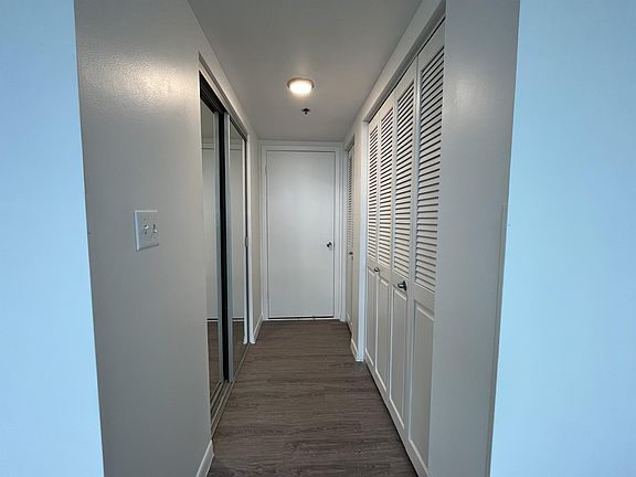 3rd image of 919 Hillcrest Dr #714-1