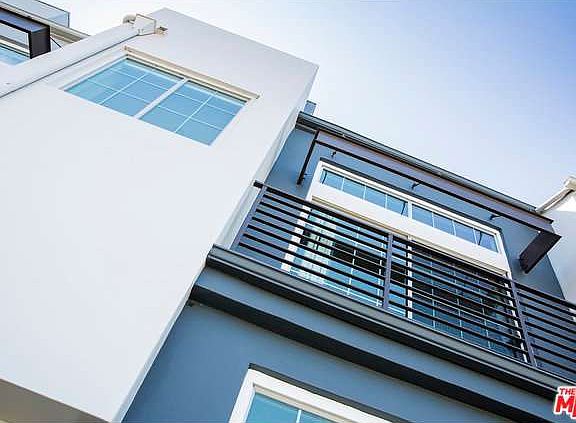 3rd image of 5400 Playa Vista Dr APT 22