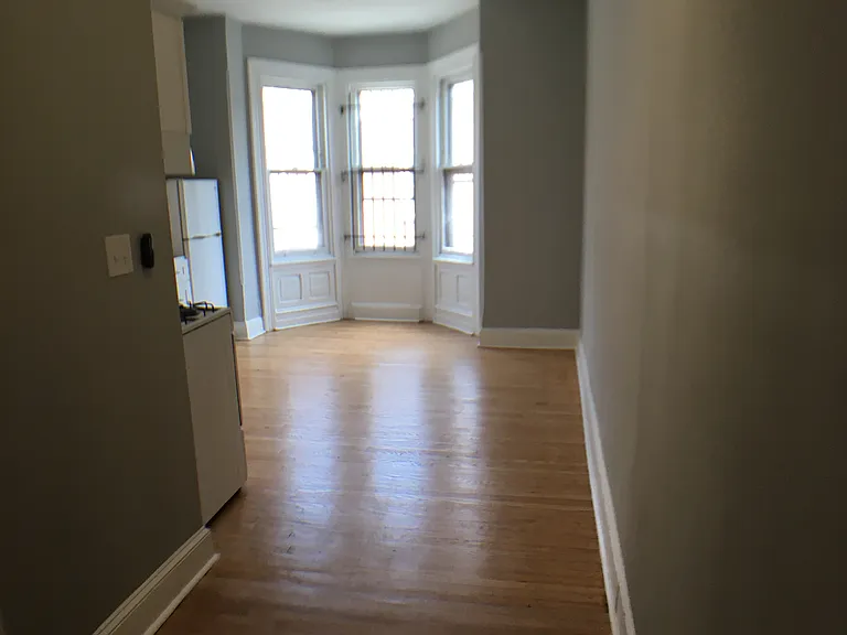 405 S 40th St #2R — Photo 9