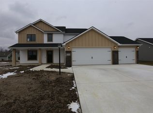 609 Viburnum Creek Run, Avilla, IN 46710