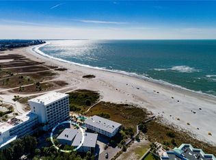 204 120th Ave #C2, Treasure Island, FL 33706