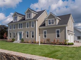 211 Morrison Ave, Middletown, RI 02842