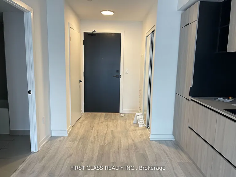 2 Augusta Ave #701 — Photo 6