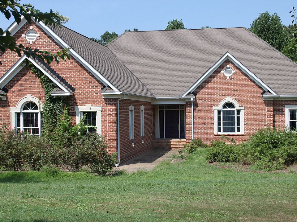 6000+ sq ft on golf course