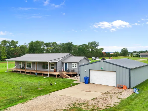 32103 Saginaw Ave, Vermillion, SD 57069