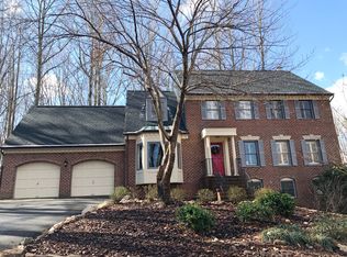 5005 Cannon Bluff Dr, Woodbridge, VA 22192