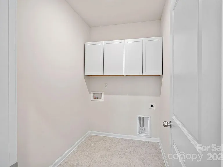 4041 Whipcord Dr — Photo 9