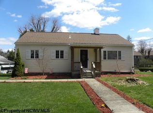3328 Collins Ferry Rd, Morgantown, WV 26505