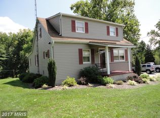 99 Pepper Tree Rd, Falling Waters, WV 25419