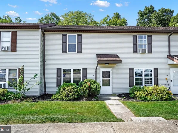 3117 Galaxy Rd, Dover, PA 17315