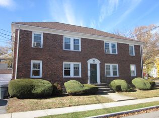 108 Bromfield St #2L, Quincy, MA 02170