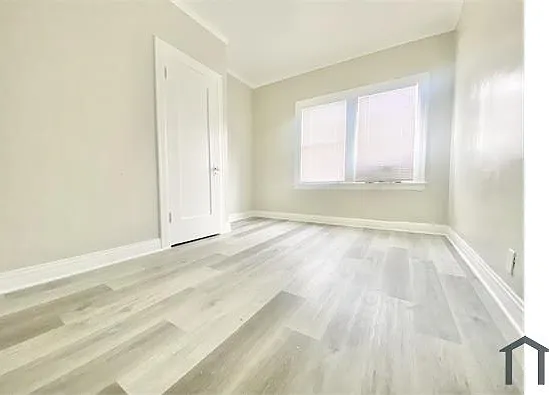 240 S New Hampshire Ave — Photo 11
