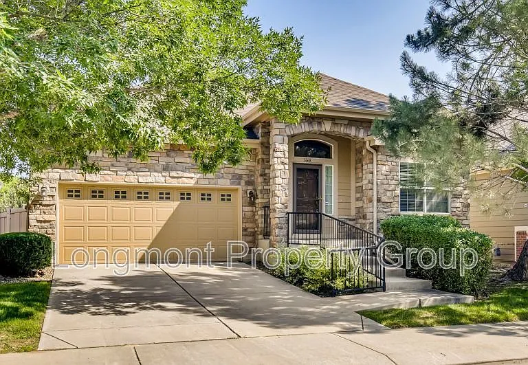 1668 Metropolitan Dr — Photo 2