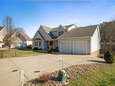 56 Kelly Ln, Hurricane, WV, 25526