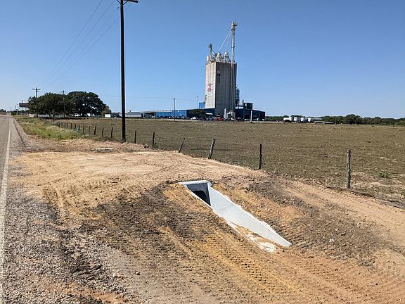5th image of I-10 Frontage Rd