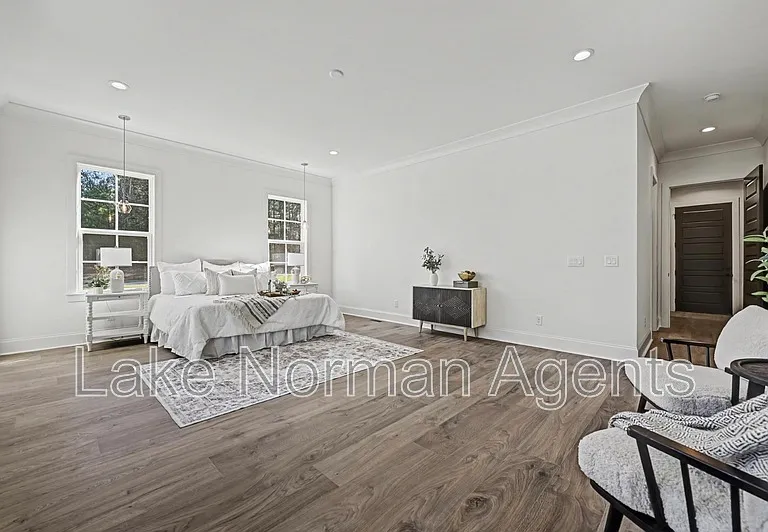 4609 Firethorn Ct — Photo 9