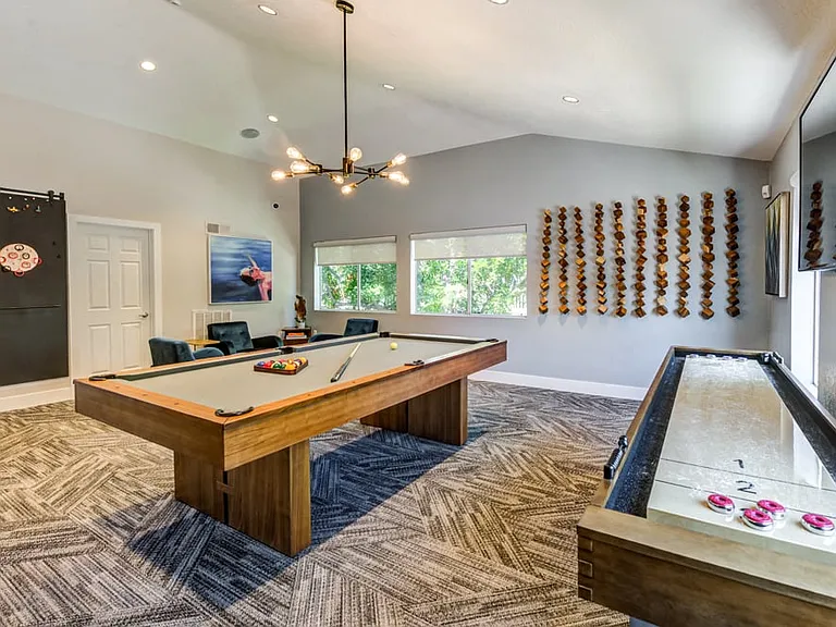 Aliso Creek Apartments — Photo 1
