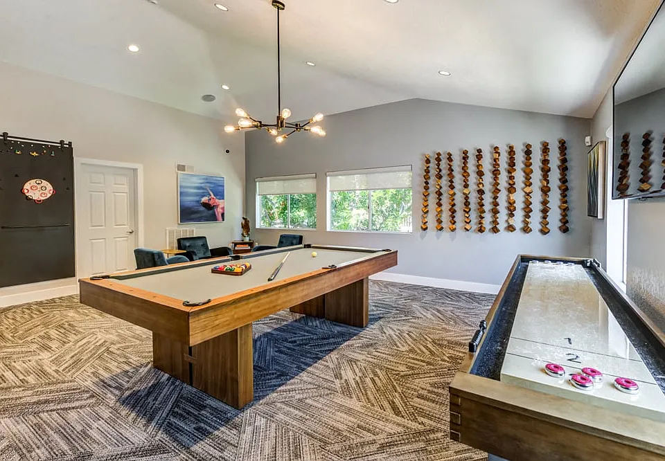 Aliso Creek Apartments
