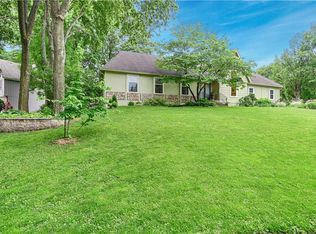 12000 Overbrook Rd, Leawood, KS 66209