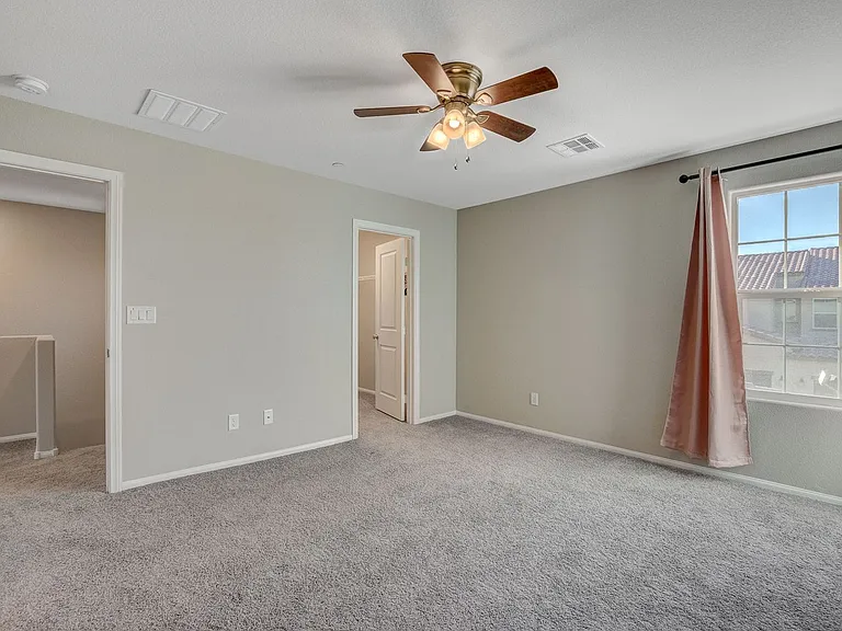 2806 Alenga St — Photo 22