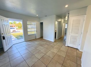 3250 NW 179th St, Miami Gardens, FL 33056
