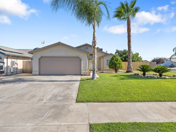 2157 Dandelion Avenue, Tulare, CA 93274