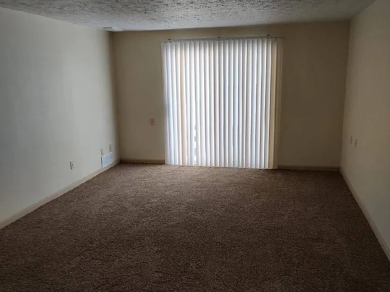 2509 Lincoln Way E #A — Photo 4