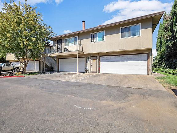 2nd image of 2941 Norcade Cir