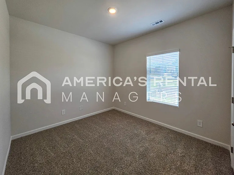 347 Ruby Elm Ave — Photo 9