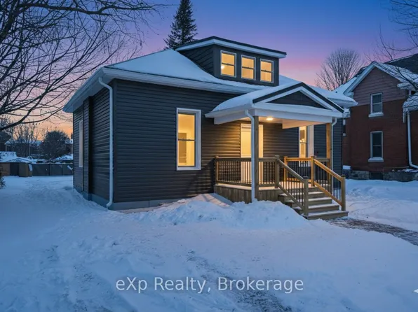 40 Victoria St S, Woodstock, ON N4S 3J6