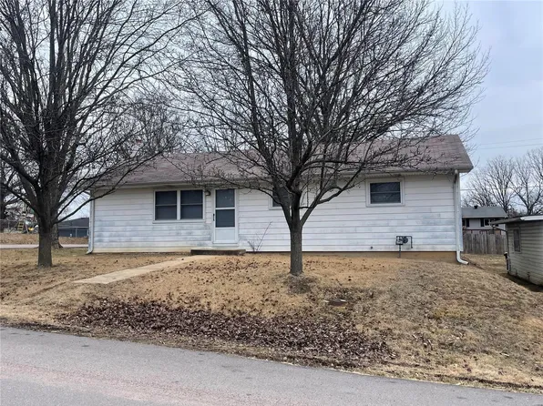 580 Albany Ave, Saint Clair, MO 63077