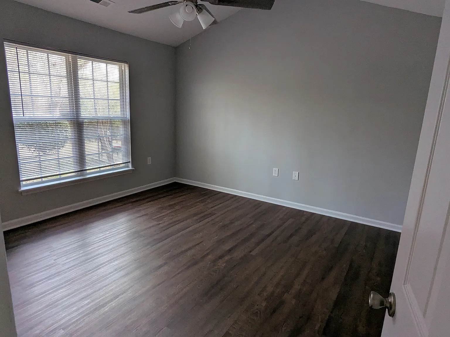 2 bed, 1066 sqft, $1,350 — Photo 4