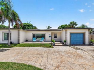 111 Vassar Dr, Lake Worth, FL 33460