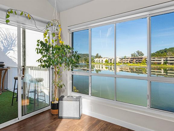 3rd image of 623 Larkspur Plaza Drive