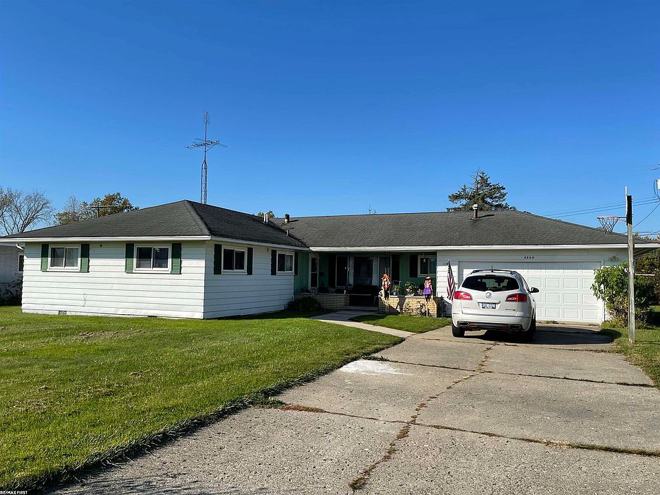 1st image of 4264 King Rd